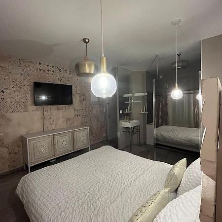 Love Room Mille Et Une Nuits Narbona Exterior foto